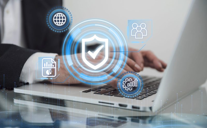 工業 4.0 時代，HMI 不只是操作介面，更是資安防線，了解資安風險與防護建議。